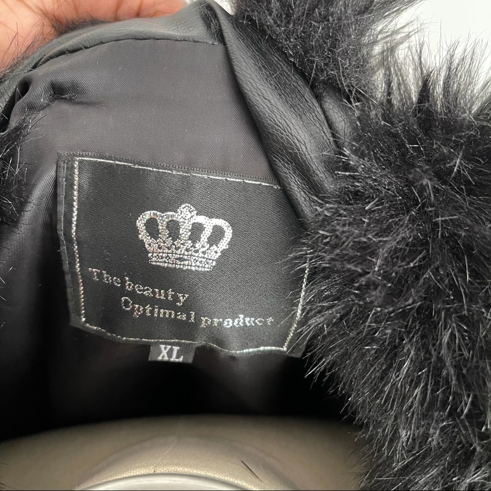 Faux Fur Jacket - Picture 4 of 4